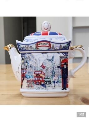 JAMES SADLER Piccadilly London Heritage Ceramic 2-Cup Teapot EUC